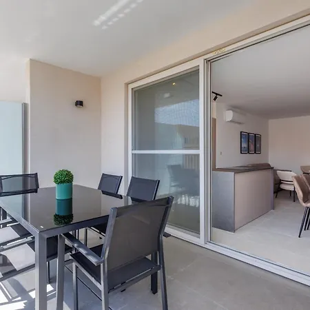דירה Smart Swieqi With Terrace Or Balcony By Quicktrips Is-Swieqi